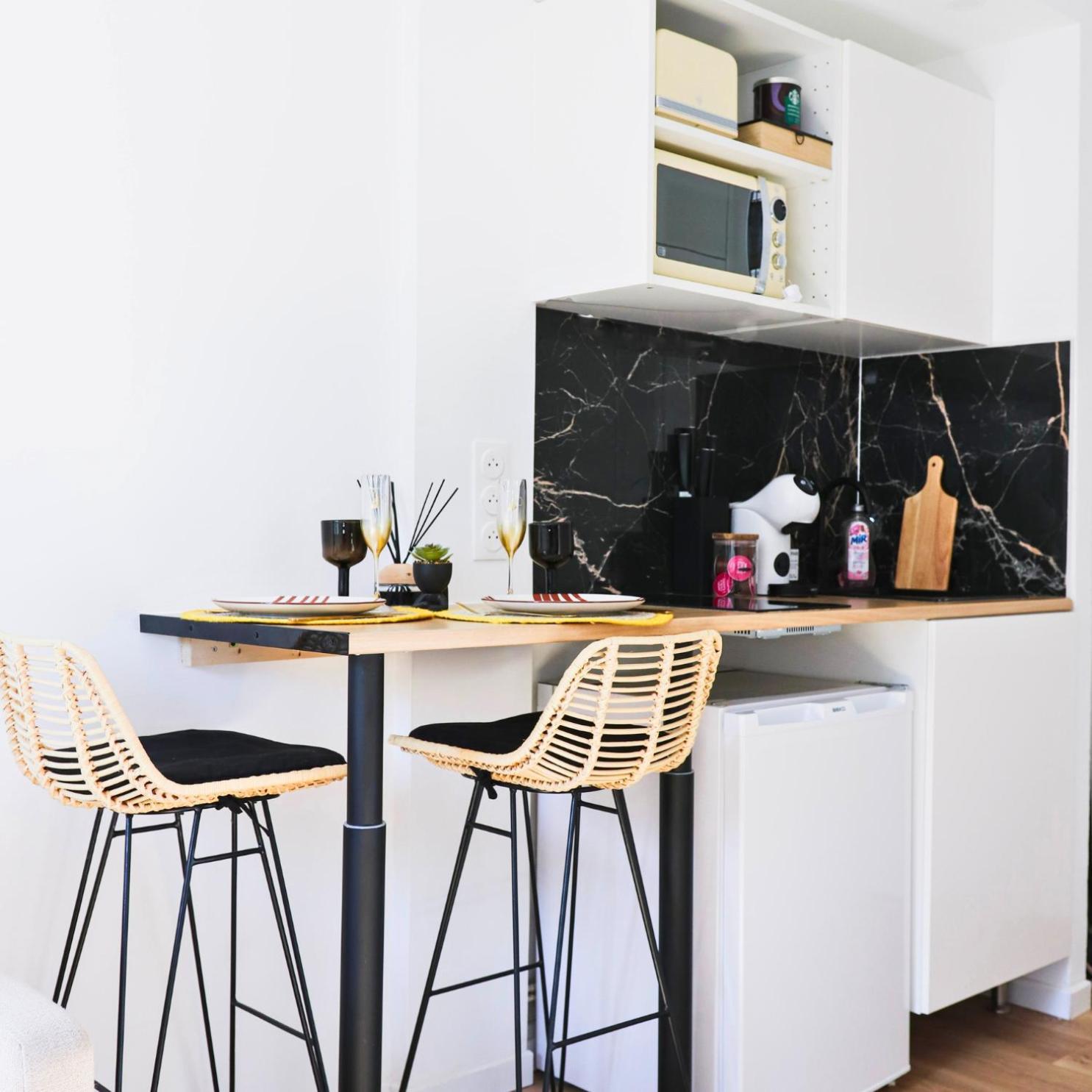 Easy Check-in 8 Mins Disneyland 35 Mins Paris Free Starbucks Coffee Parking Wifi Apartment